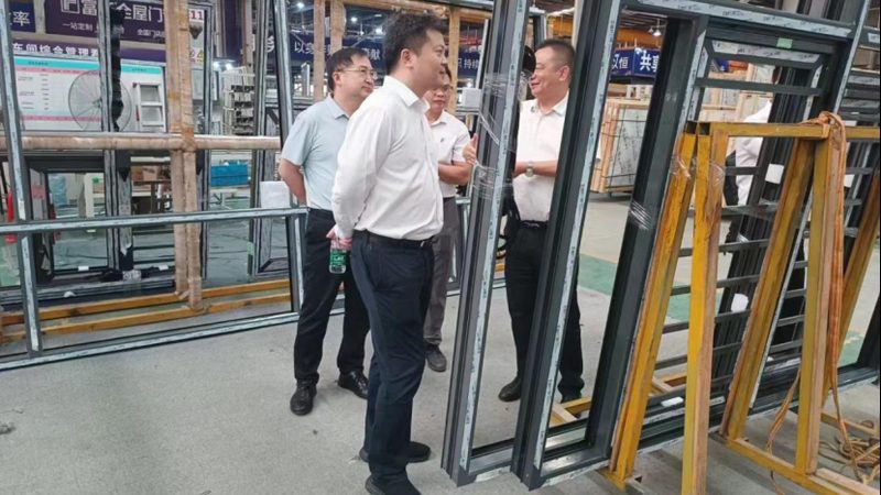 高层写字楼玻璃幕墙：品质与技术的双重考量