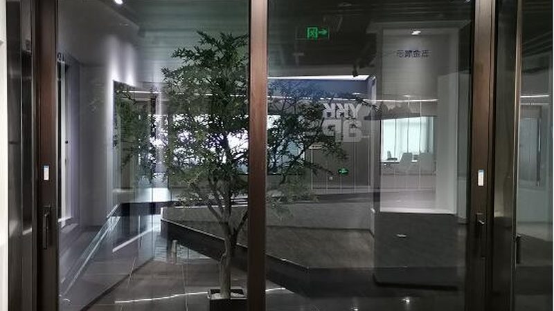 断桥铝门窗加盟代理，价格背后的考量因素**
